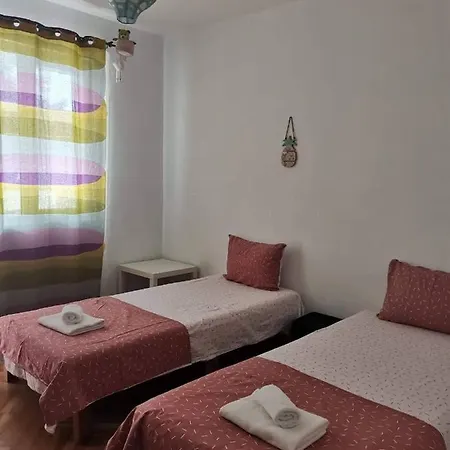 Apartament Chaika 1 *